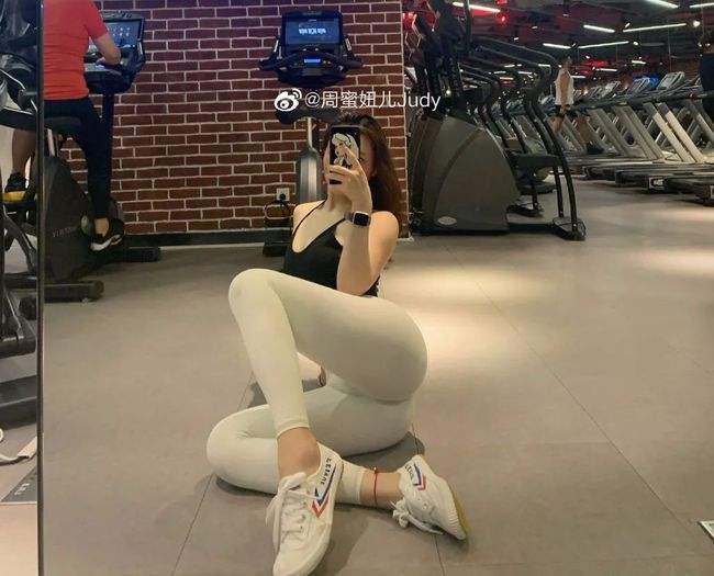 黑洞大作战吞噬版下载